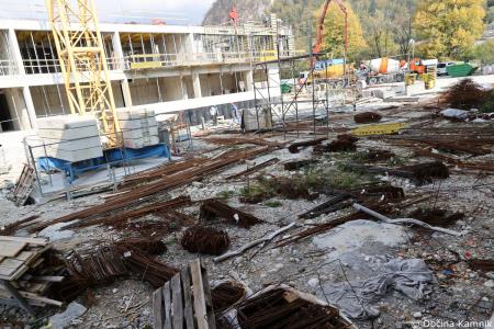 Ogled gradbišča nove Osnovne šole Frana Albrehta in seznanitev s potekom del občinskih svetnikov (20)